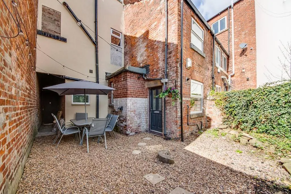 Stunning & Spacious 6Br 10 Beds 5Min To City Sheffield 0*,  Storbritannien